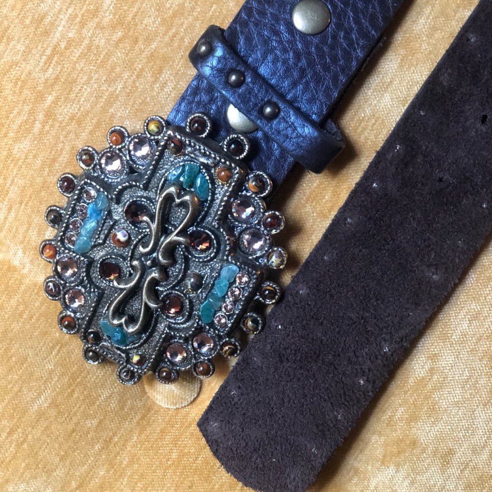 LEATHEROCK Soft Leather Rhinestone Belt - Picture 3 of 7